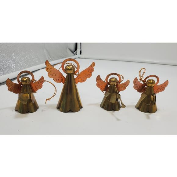 Vintage Brass Christmas Ornaments Etched 3D Gold Angels - Hong Kong - Lot of 4 - Picture 1 of 4